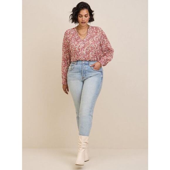 Torrid Red Floral Crinkle Chiffon Smocked Sleeve Blouse - 4X - Picture 11 of 12